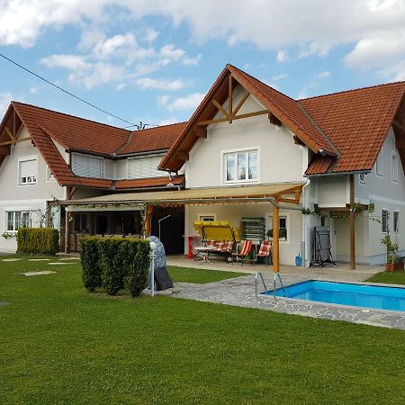 Pension Altmann Sankt Magdalena Exterior foto