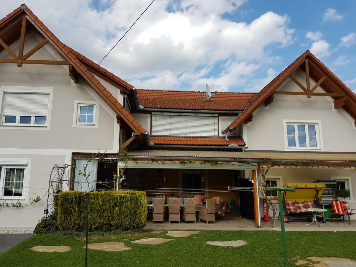 Pension Altmann Sankt Magdalena Exterior foto